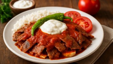 Tam Kıvamında Ev Yapımı İskender Kebabı Tarifi